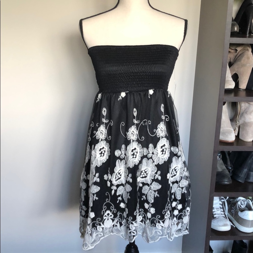 Strapless black and white embroidered dress